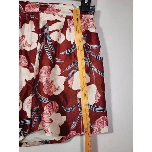 L’Atiste by Amy Womens Silk High Rise Satin Peony Floral Dress Shorts Size Small - Picture 4 of 8